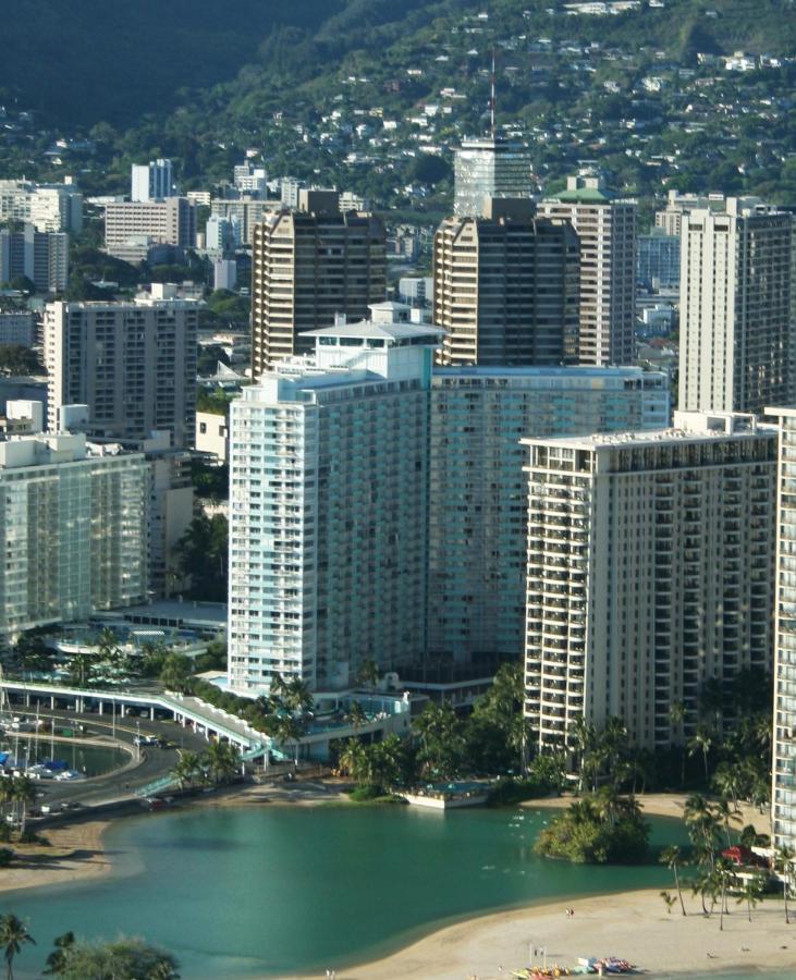 Waikiki Marina Resort At The Ilikai Honolulu Exterior photo